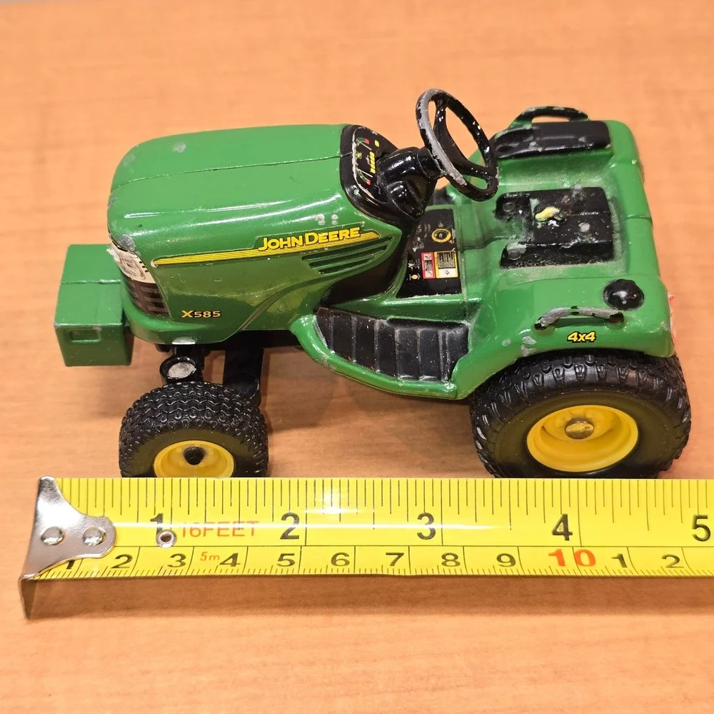 1:16 John Deere X585 Lawn Mower Garden Tractor metal Green &‎ Yellow